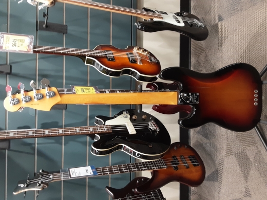 Store Special Product - American Professional II Precision Bass, Rosewood Fingerboard - 3-Colour Sunburst